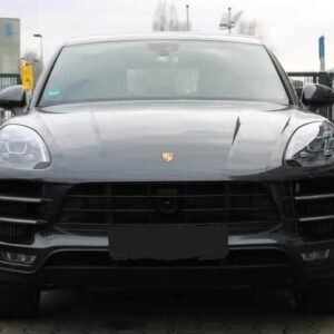 Porsche Macan Full black