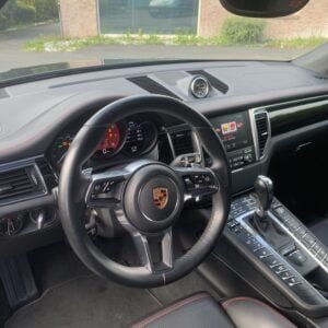 Porsche Macan GTS Noir phase 1 intérieur exclusif