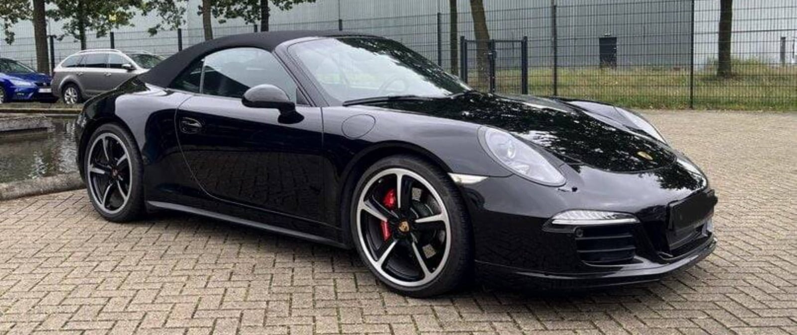 Photo Porsche 991 Cab Import Pays-Bas noire