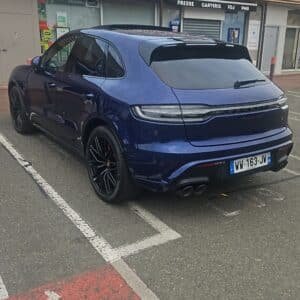 Porsche Macan GTS 440ch Suède