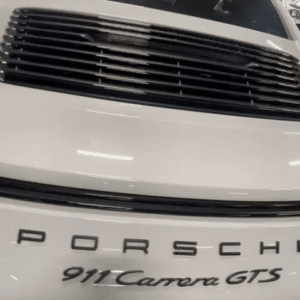 Porsche 911 991.1 2GTS Coupé Import Suède blanche