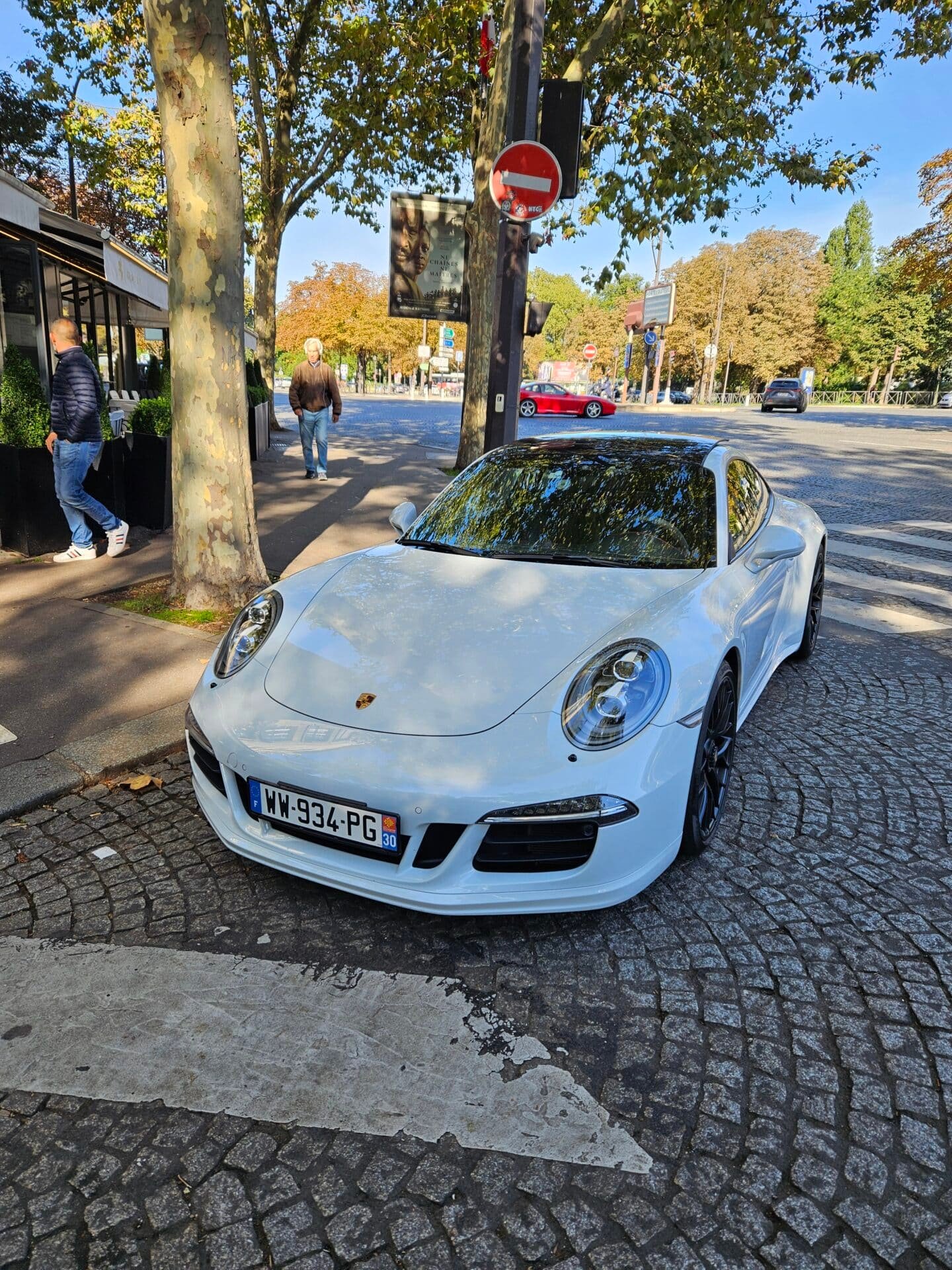 Porsche 911 991.1 GTS Blanche Suède Import Paris