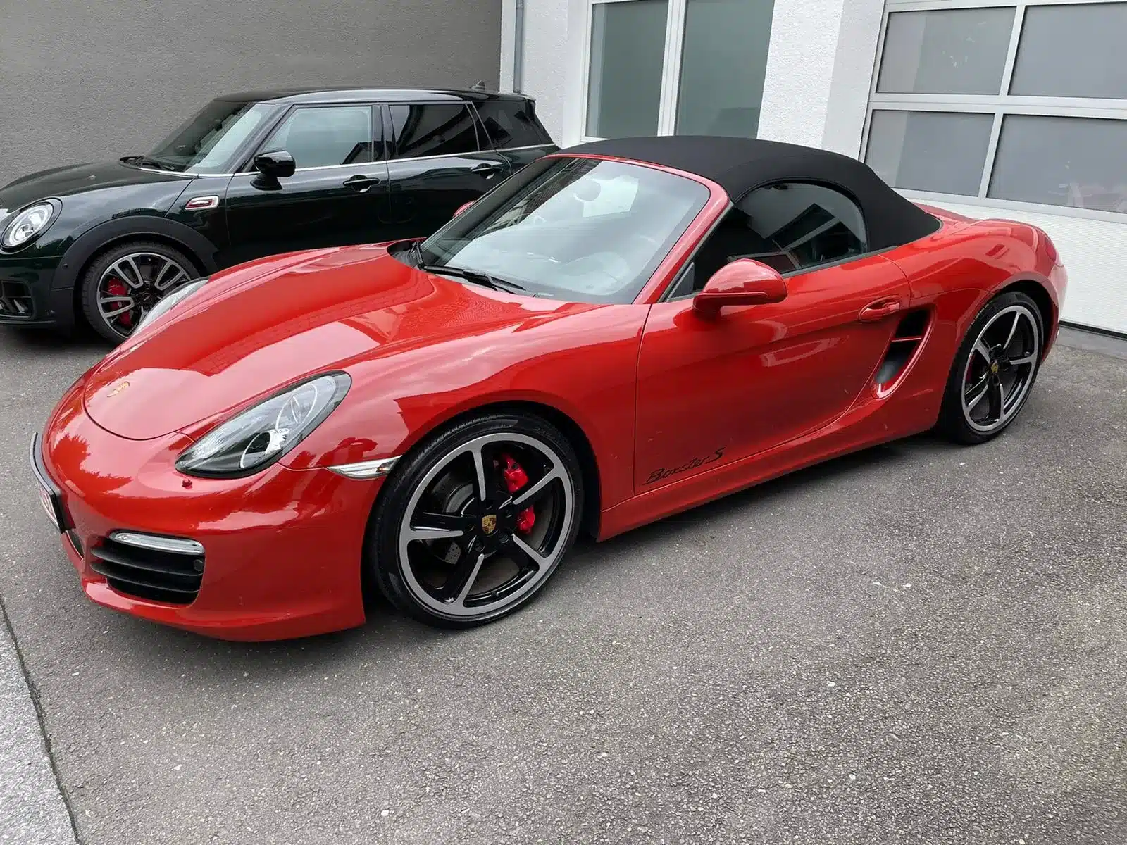 Porsche Boxster 981 S 315ch couleur rouge indien Import