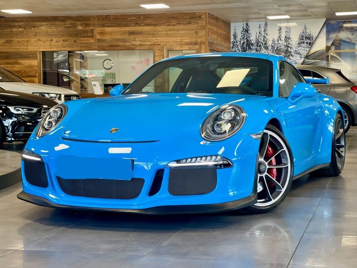 Porsche 911 991 phase 1 GT3 bleue en France