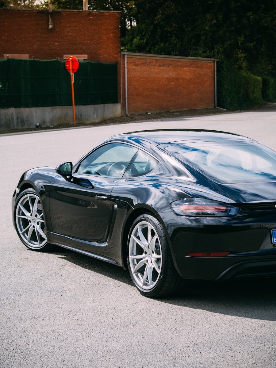 Porsche Carrera coupé sportif gamme 911 Importation Allemagne