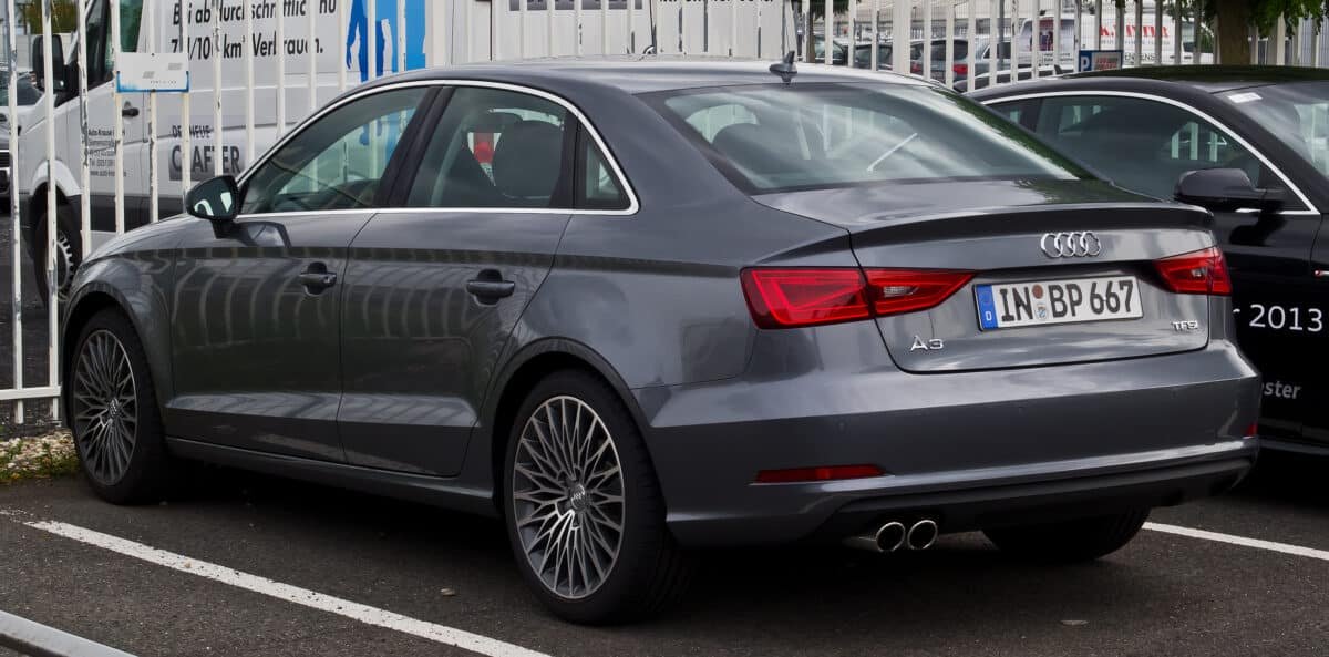 Audi A3 berline gris daytona en occasion importation Allemagne