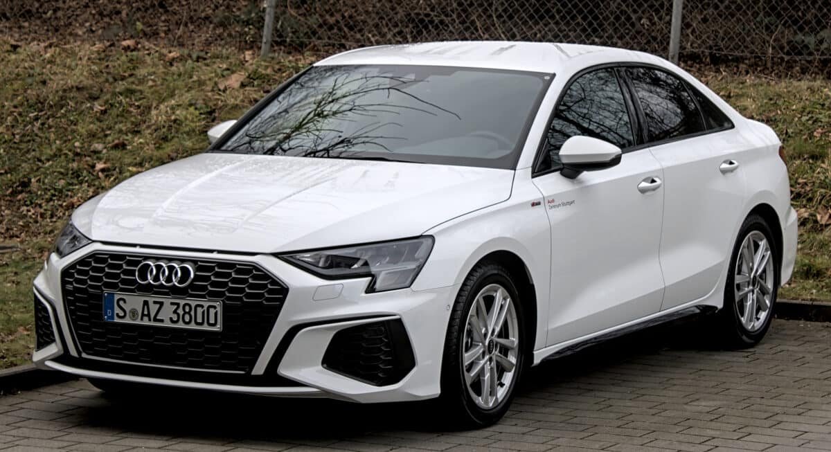 Audi A3 berline blanche en occasion import Allemagne