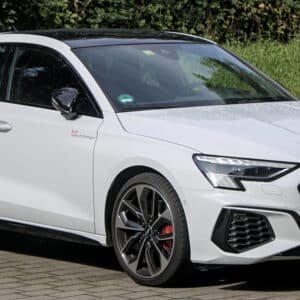 Audi S3 berline blanche jantes noires en occasion import Allemagne
