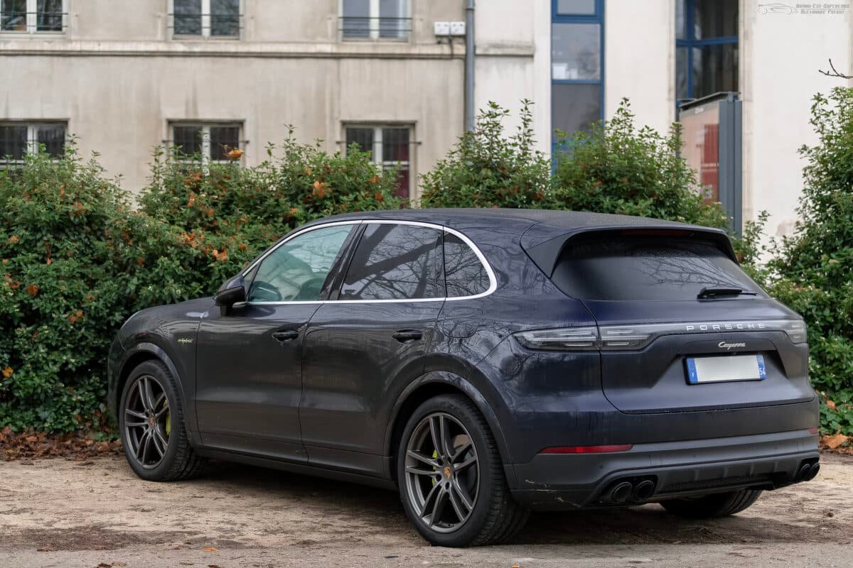Porsche Cayenne e-hybrid 2020-2024 Noir en Allemagne
