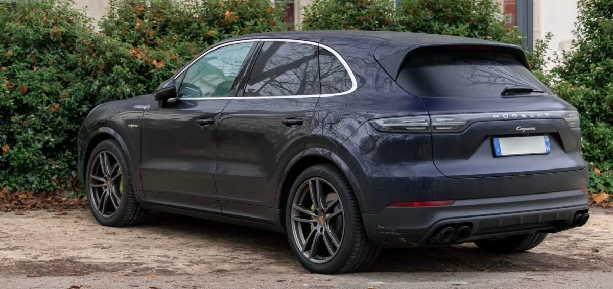Porsche Cayenne e-hybrid 2020-2024 Noir en Allemagne