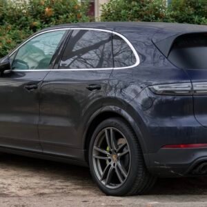 Porsche Cayenne e-hybrid 2020-2024 Noir en Allemagne