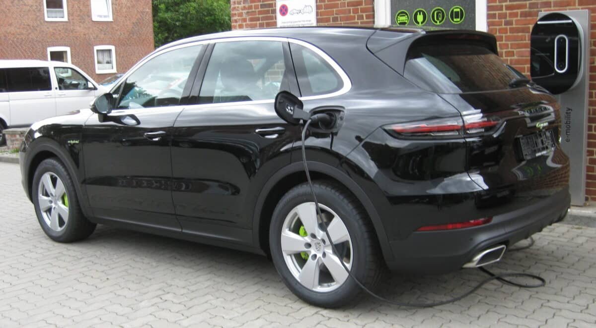 Porsche Cayenne e-hybrid 2020-2024 noir Allemagne