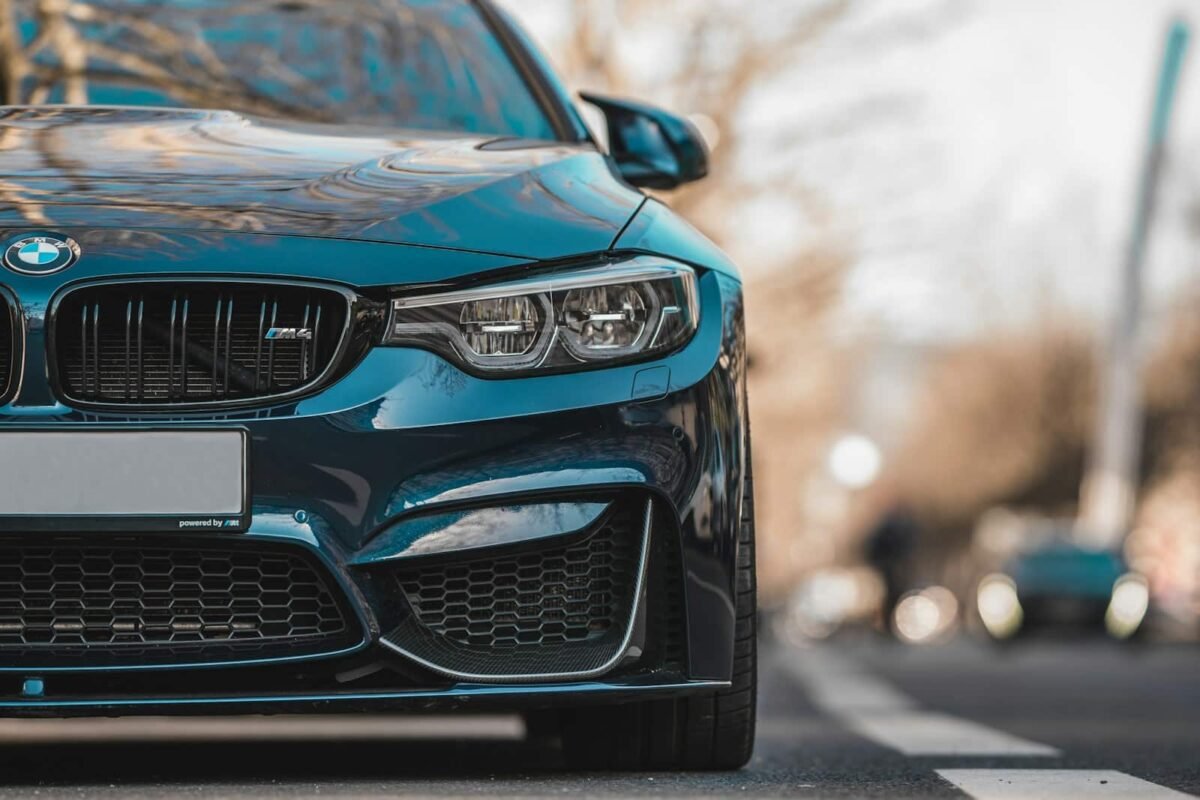 BMW M4 occasion en Allemagne couleur bleu métalisé