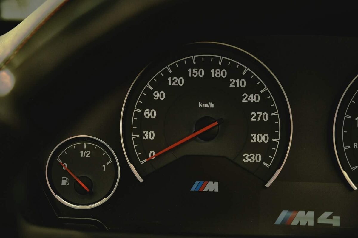 BMW M4 occasion en Allemagne tableau de bord