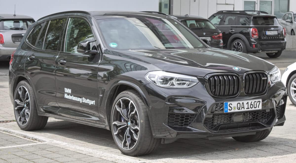 BMW X3 véhicule en Allemagne couleur grise