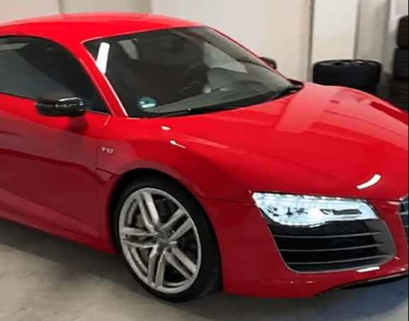 Audi R8 V10 Plus 5.2FSI Stronic Rouge dynamite Importation allemande