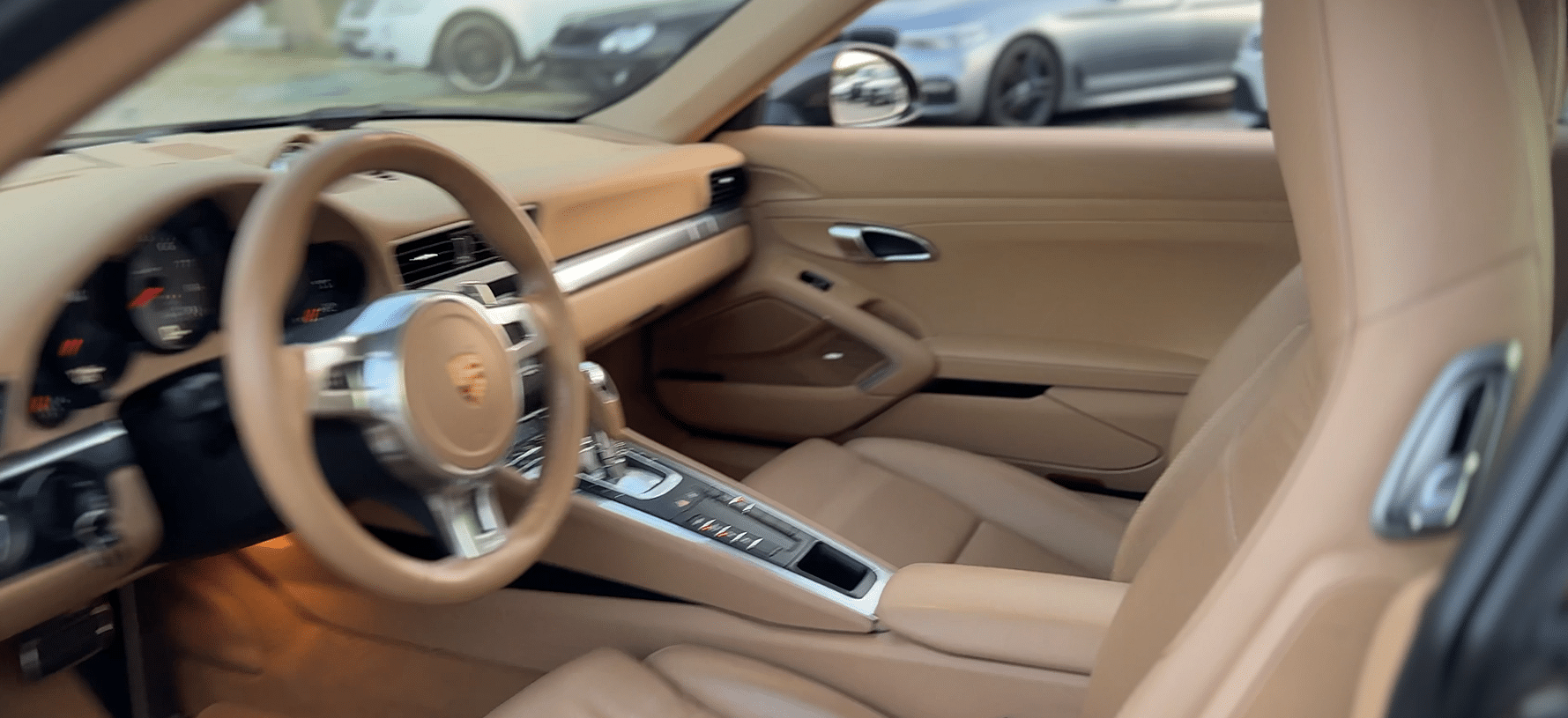 Porsche 911 type 991 phase 1 2014 Carrera 4S PDK brun métal intérieur beige