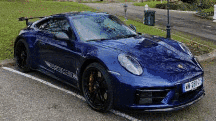 Porsche 911 type 992 GTS Aerokit bleu gentiane Import Porsche