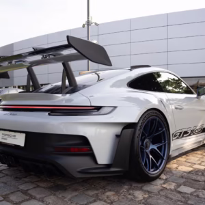 Porsche 911 992 GT3 RS Pack Weissach blanche