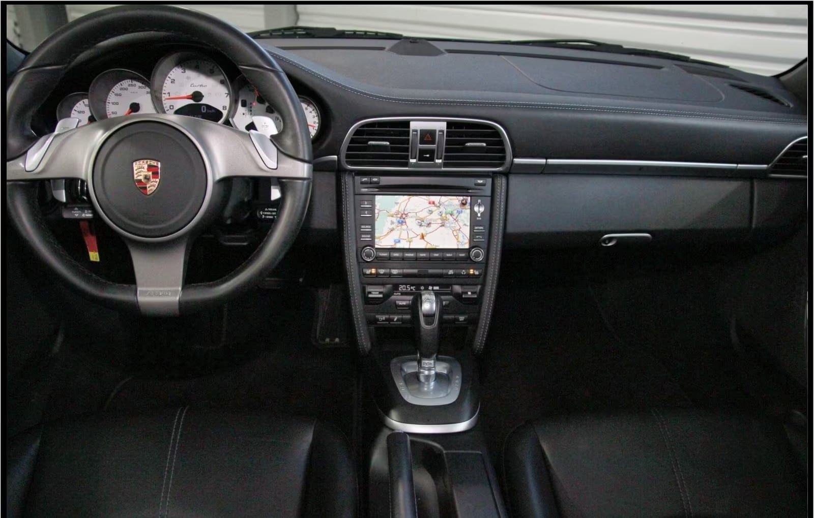 Porsche 911 997.2 PDK 500ch gris atlas métallisé cuir étendu noir