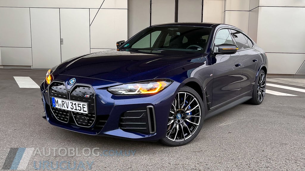 BMW I4 occasion Allemagne bleu nuit full options face avant