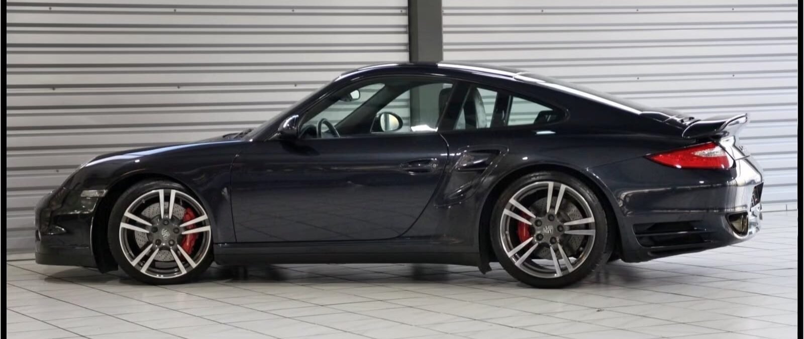 Porsche 911 997.2 PDK 500ch gris atlas métallisé cuir étendu noir