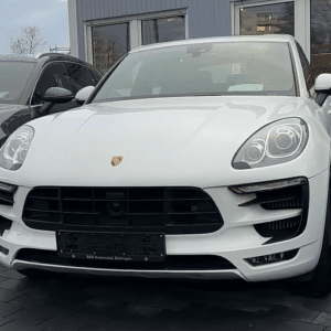 Porsche Macan S 2015 340ch de couleur blanc et intérieur ronce de noyer