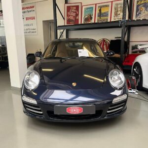 Superbe Porsche 911 type 997 phase 2 Carrera 4 3.6 bleue nuit en Import Allemagne